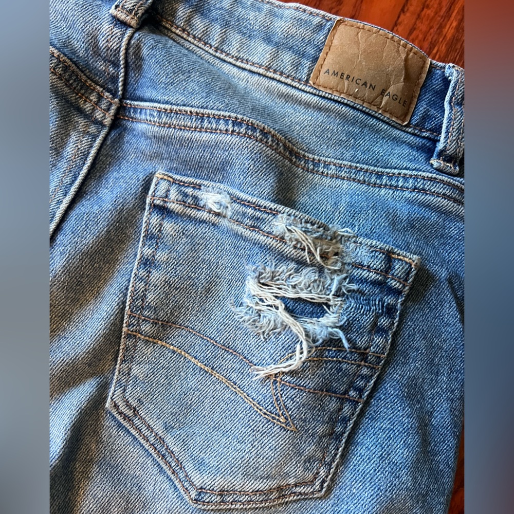 COPY - American Eagle Distressed Mom Jeans